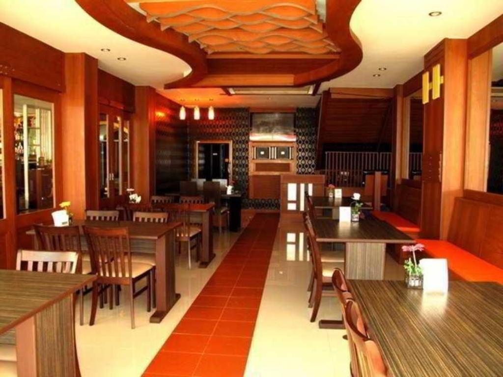 Triple Rund Place Hotel Patong Экстерьер фото