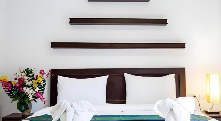 Triple Rund Place Hotel Patong Экстерьер фото
