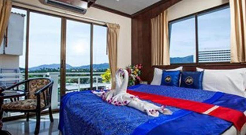 Triple Rund Place Hotel Patong Экстерьер фото
