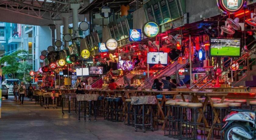Triple Rund Place Hotel Patong Экстерьер фото