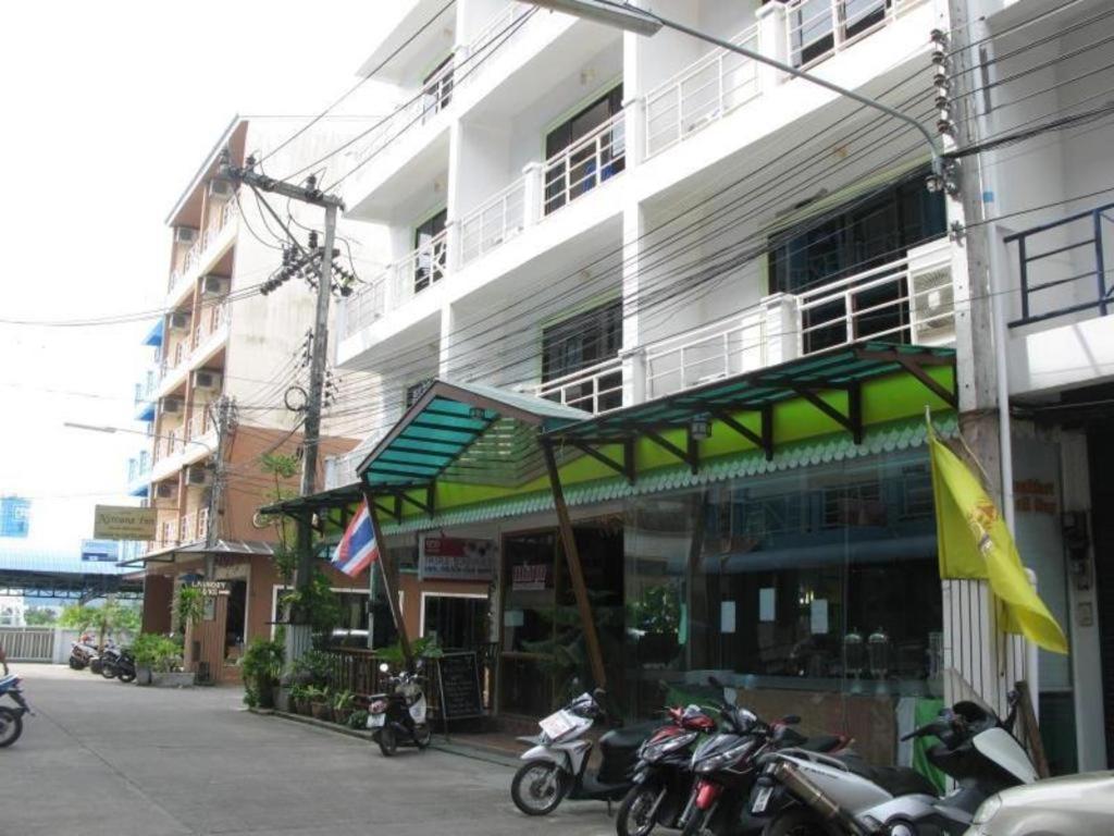 Triple Rund Place Hotel Patong Экстерьер фото