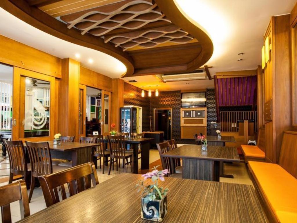 Triple Rund Place Hotel Patong Экстерьер фото